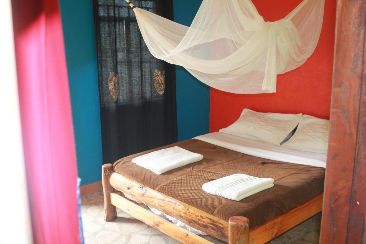 Lake Bunyonyi View Resort Kabale Extérieur photo